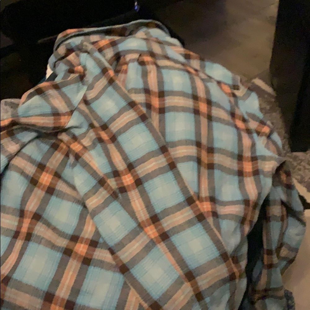 Mens Blue flannel. Size Large.